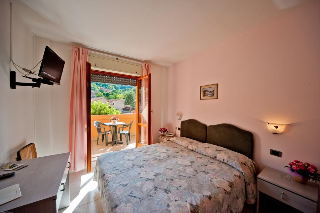 Hotel Il Quadrifoglio Cascia Rum bild
