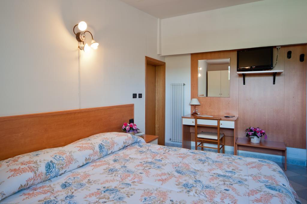 Hotel Il Quadrifoglio Cascia Rum bild