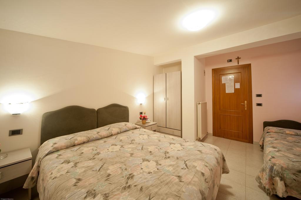 Hotel Il Quadrifoglio Cascia Rum bild