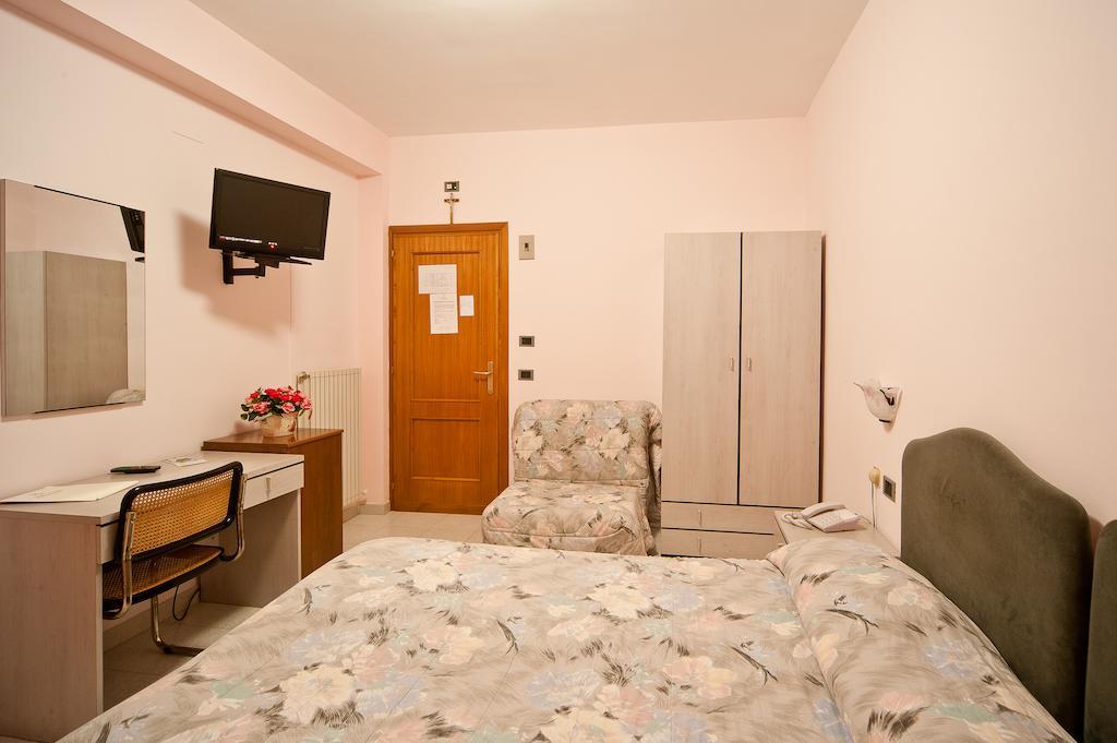Hotel Il Quadrifoglio Cascia Rum bild